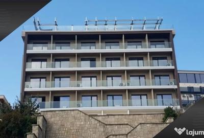Spațiu comercial, de 1,740 mp, în Central - 2
