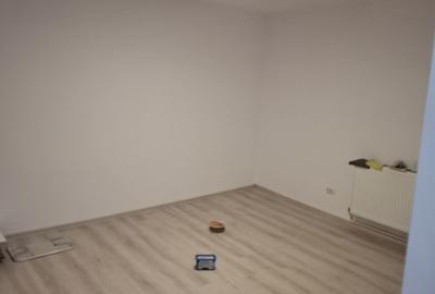 Garsonieră decomandată în Central - 1