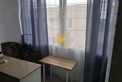Garsonieră decomandată, mobilată în Central - 3