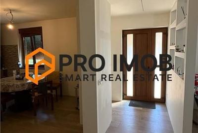 Casă cu 3 camere în Central