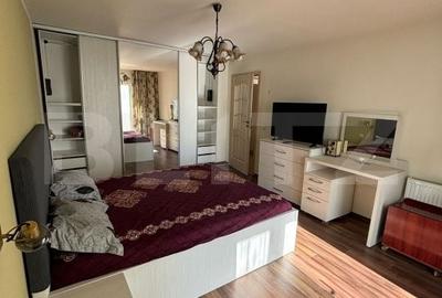 Apartament cu 4 camere în Independenței - 3