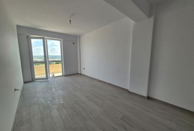 Garsonieră decomandată în Valea Lupului