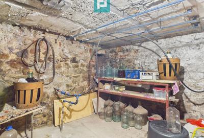Casă individuală cu 5 camere cu Canalizare în Central - 37