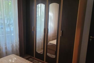 Apartament cu 3 camere semidecomandat, mobilat în Gorjului - 9