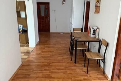 Casă cu 4 camere în Strejnicu - 2