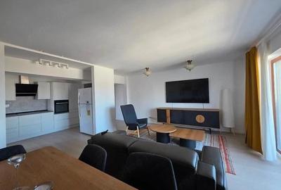 Apartament cu 4 camere decomandat în Decebal