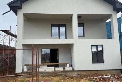 Casă cu Teren 500 Mp în Central - 4
