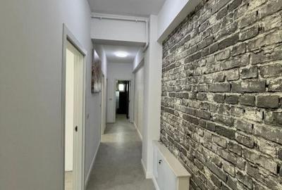 Apartament cu 3 camere decomandat în Central - 9