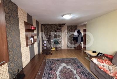 Apartament cu 4 camere decomandat, mobilat în Turnișor