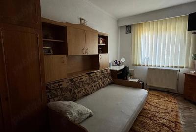 Apartament cu 2 camere semidecomandat în Central - 2
