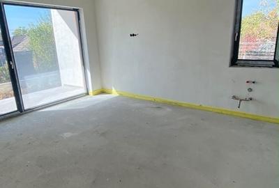 Apartament cu 3 camere în Republicii