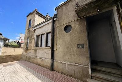 Casă cu Teren 306 Mp în Vatra Luminoasă