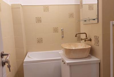 Apartament cu 2 camere semidecomandat în Ultracentral