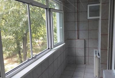Apartament cu 2 camere semidecomandat în Hipodrom
