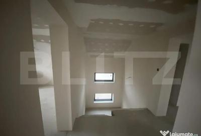 Casă cu 4 camere cu Teren 500 Mp în Central - 3
