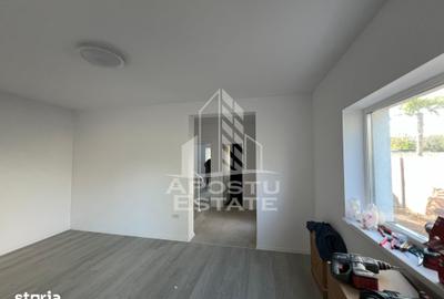 Casă cu 3 camere cu Teren 270 Mp în Sânandrei