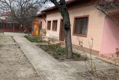 Casă cu 4 camere cu Teren 1187 Mp în Central