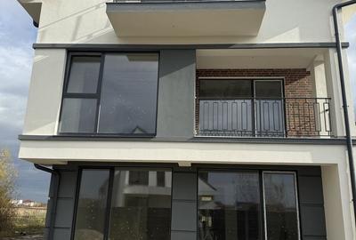 Apartament cu 3 camere decomandat în Ghiroda - 5