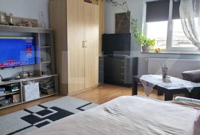 Apartament cu 3 camere decomandat, mobilat în 1 Mai