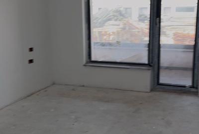 Apartament cu 4 camere în Central - 3