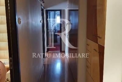 Apartament cu 3 camere decomandat, mobilat în Nufărul - 4