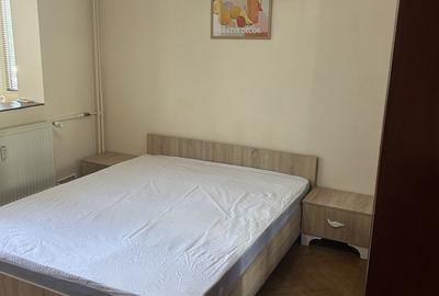 Apartament cu 2 camere decomandat în Apusului