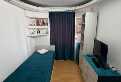 Apartament cu 4 camere decomandat în Craiovița Nouă - 3