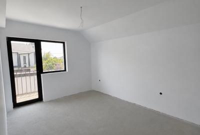 Duplex cu 4 camere cu Canalizare în Clinceni - 3