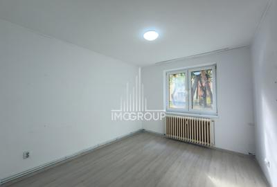Apartament cu 3 camere semidecomandat, mobilat în Gheorgheni