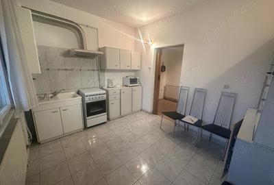 Apartament cu 3 camere decomandat în Lugoj - 1