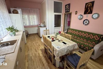 Casă cu 2 camere cu Teren 800 Mp în Florești - 1