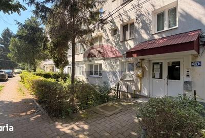 Apartament cu 2 camere nedecomandat în Energiei