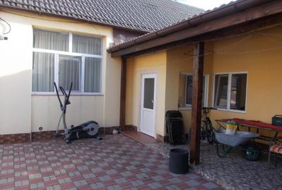 Casă individuală cu 5 camere cu Teren 1171 Mp în Freidorf