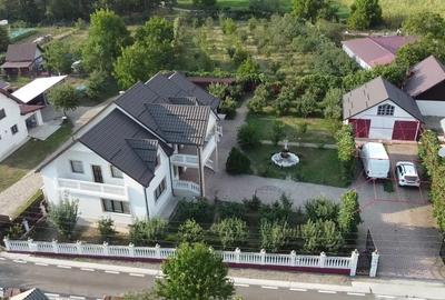 Casă cu 5 camere în Central - 6