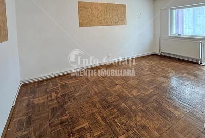 Apartament cu 2 camere decomandat în Central - 2