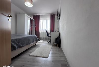 Apartament cu 2 camere semidecomandat în Micro 6 - 2