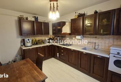 Casă cu 4 camere cu Teren 271 Mp în Mărășești