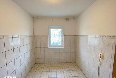 Apartament cu 2 camere decomandat în Canta