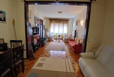 Apartament cu 3 camere circular în Universitate - 1