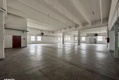 Spațiu comercial, de 3,700 mp, în Central - 4