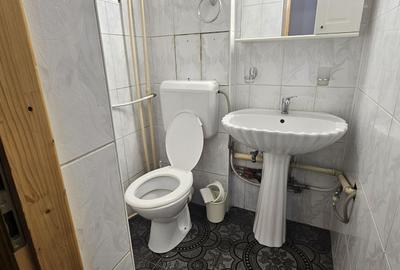 Apartament cu 3 camere decomandat în Crângași - 3