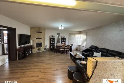 Casă cu 4 camere cu Teren 500 Mp în Central