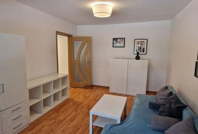 Apartament cu 2 camere decomandat în Inel II