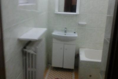 Garsonieră semidecomandată în Universitate