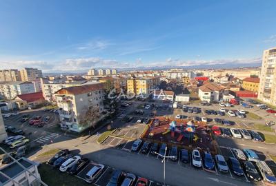 Apartament cu 2 camere decomandat, mobilat în 9 Mai - 9