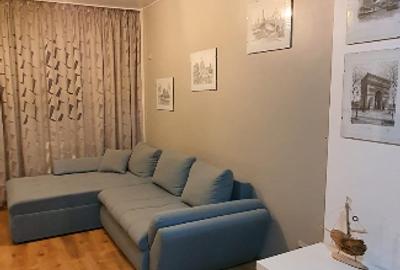 Apartament cu 2 camere semidecomandat în Berceni