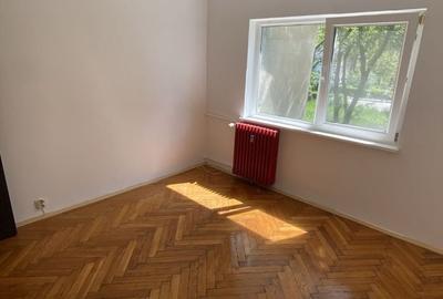 Apartament cu 2 camere decomandat în Trivale - 1