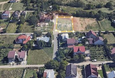 Teren de 1000 mp, în Central