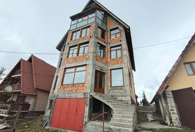 Hotel/Pensiune, de 706 mp, în Rânca - 10