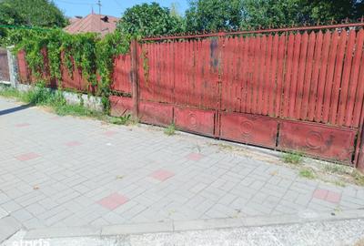 Teren de 352 mp, în Central